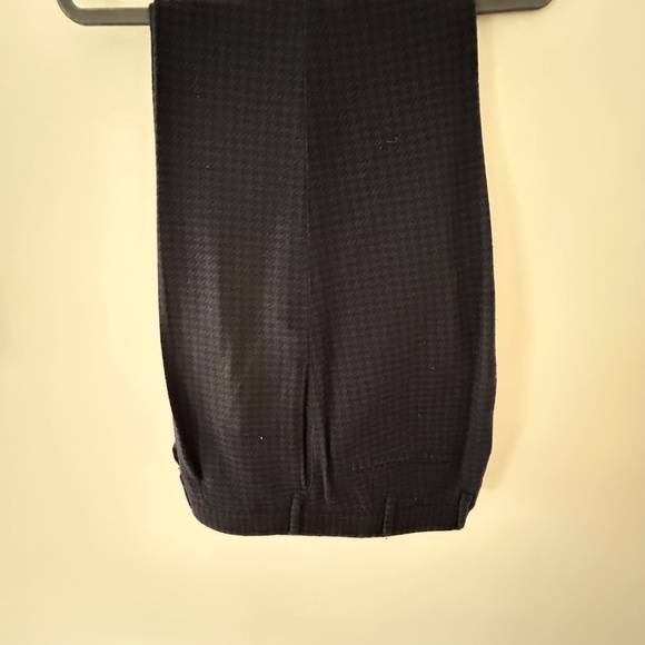 The Gigi blue and black houndstooth pleated trousers - Picture 4 of 4